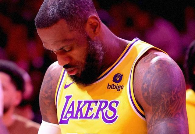 开云体育官网-火箭主帅半场休息时临时换阵，获得奇效的简单介绍