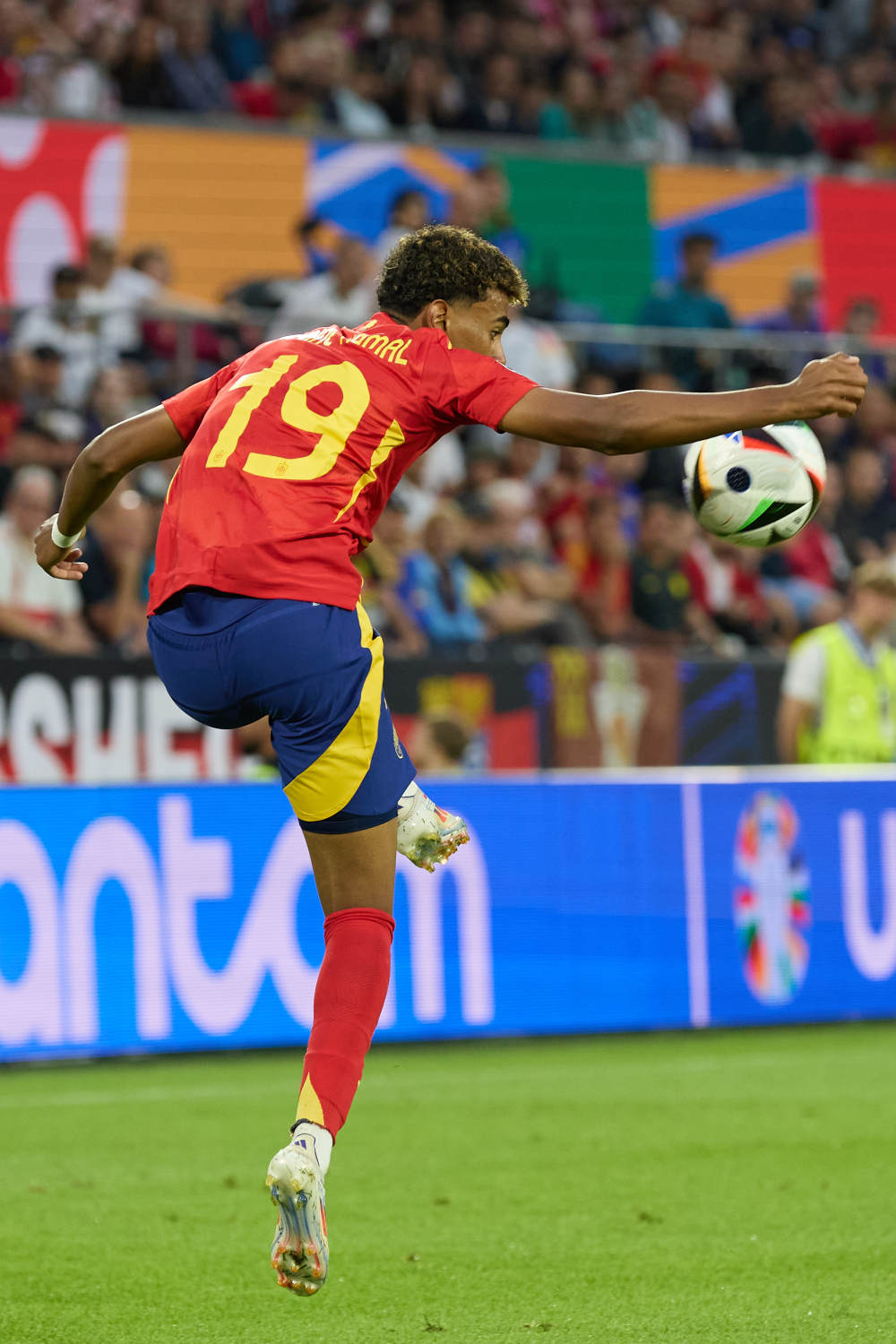 西班牙球员在洲际锦标赛上大放异彩