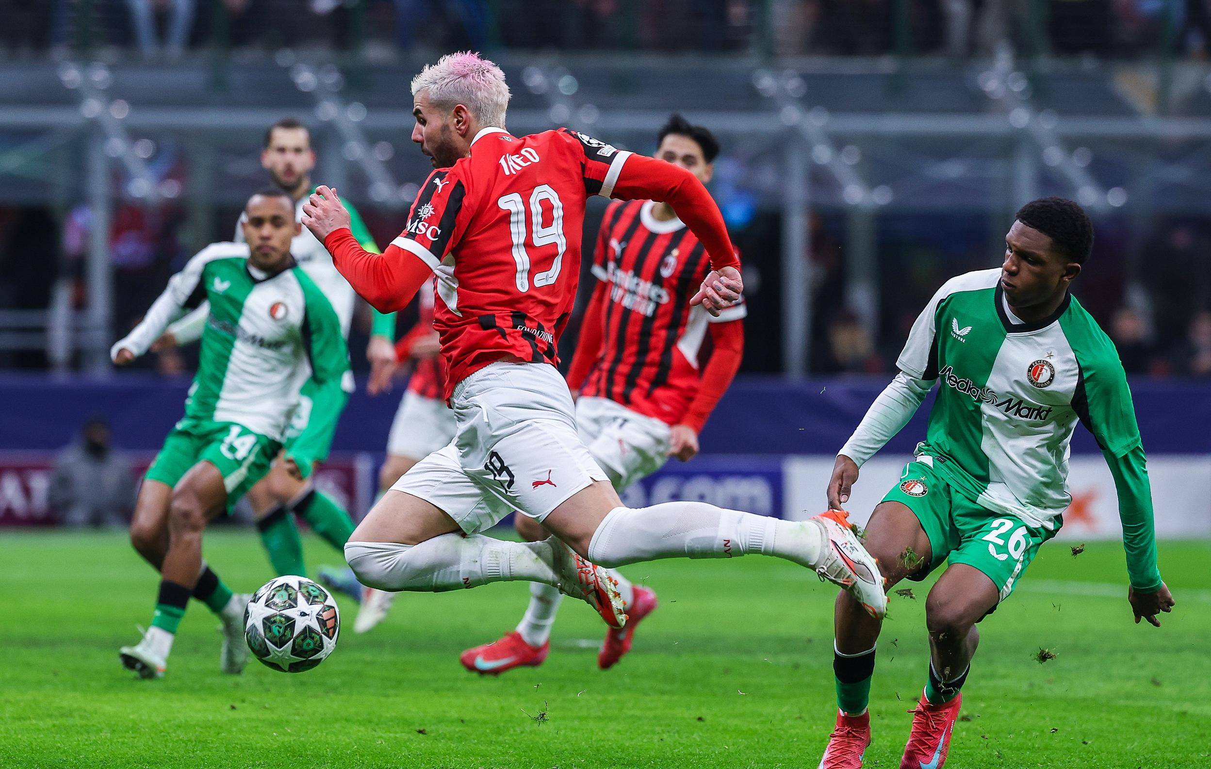 开云体育中国-那不勒斯客场惨败，欧冠形势不妙