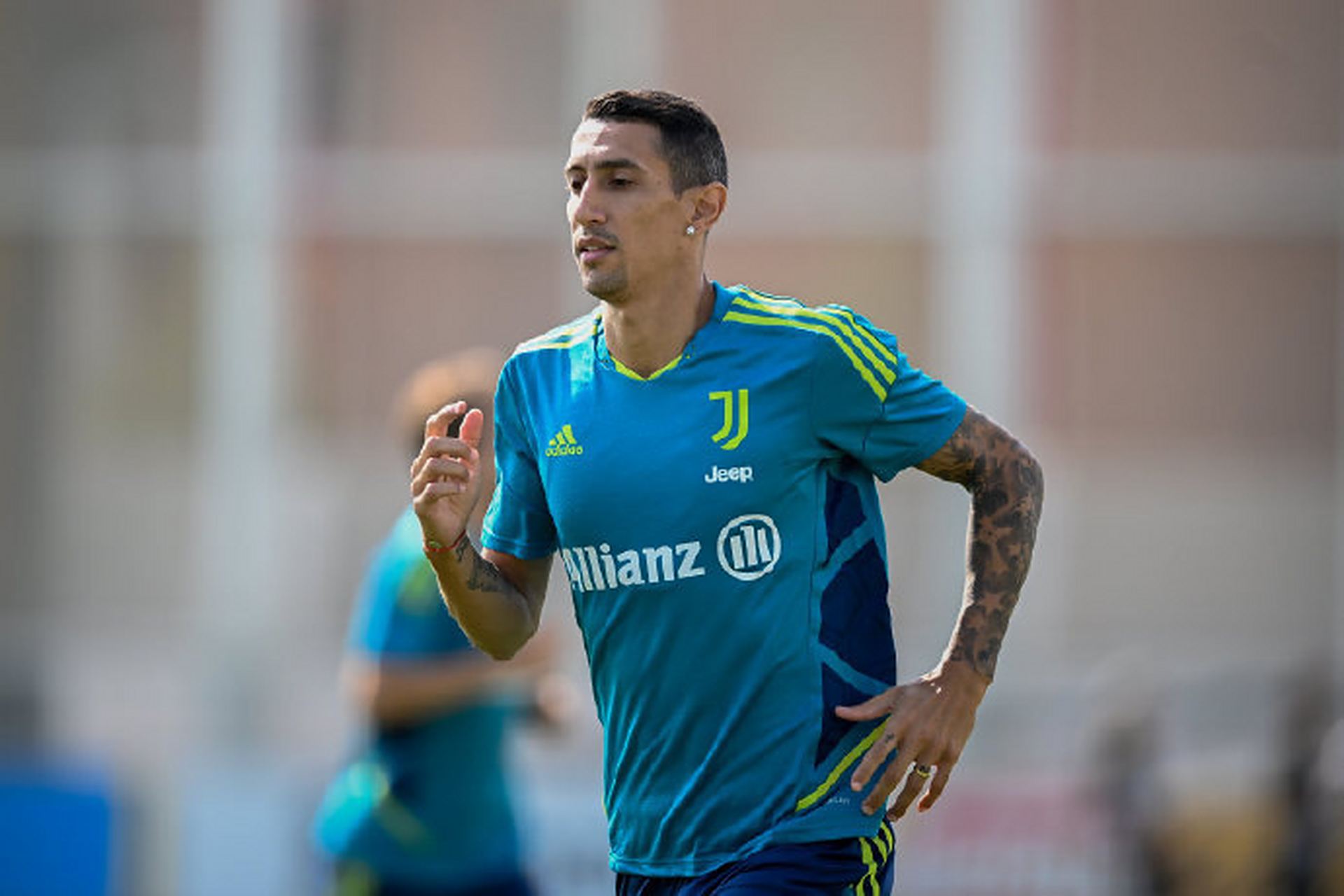 尤文图斯新签约球员受伤,需休战数周 尤文图斯新签约球员受伤,需休战数周