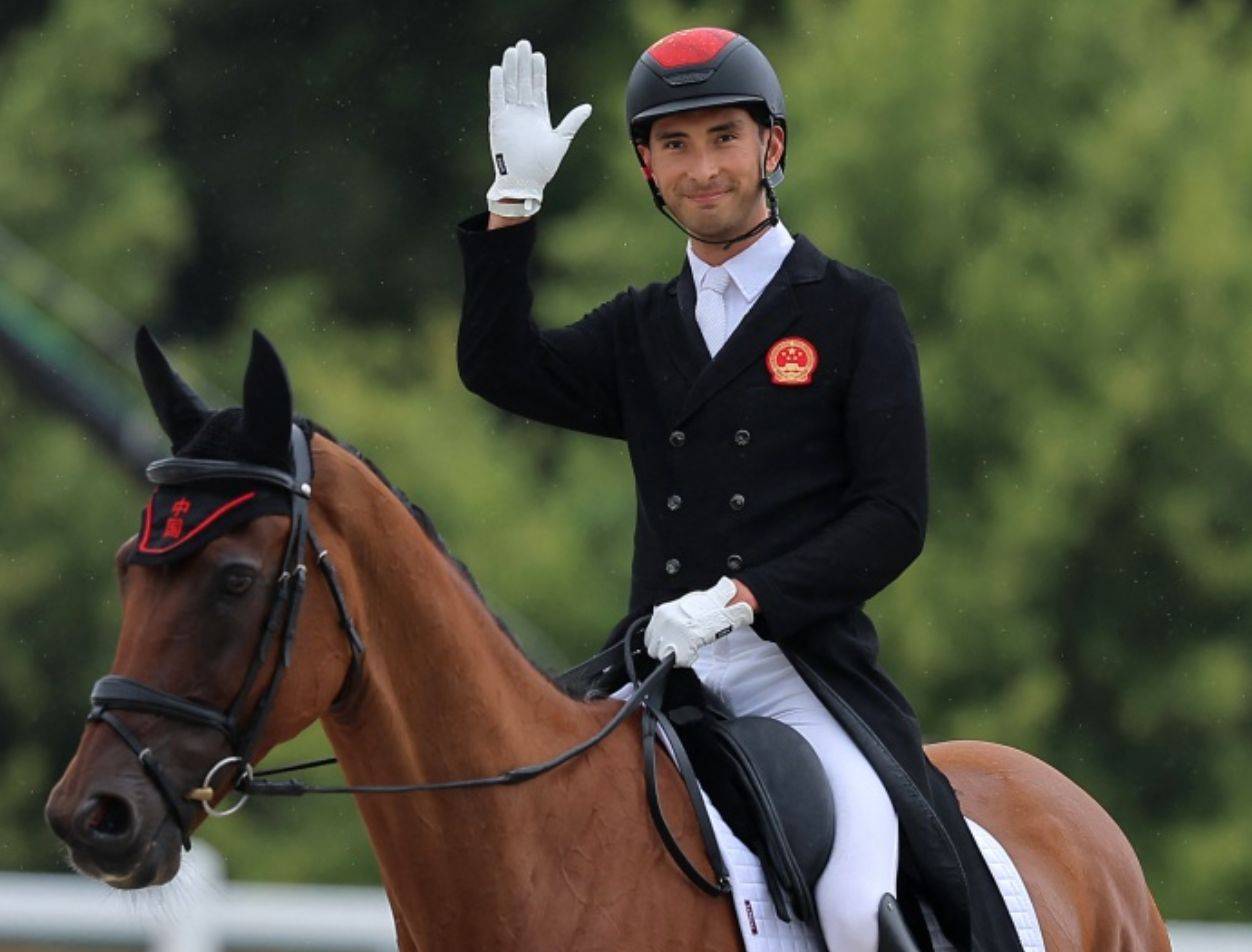 瑞典运动员在马术比赛中表现出众