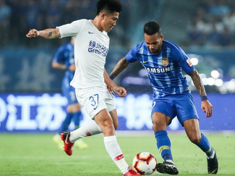 江苏队客场击败天津男篮，成功逆转保持不败