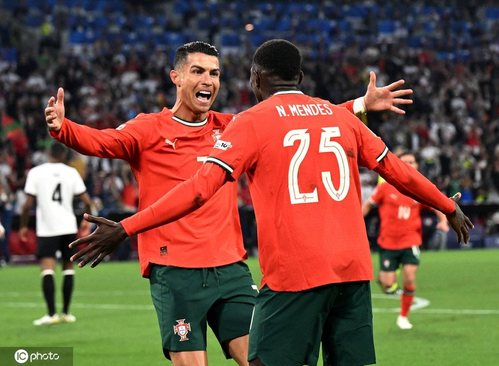 包含期待佳绩！欧国联比赛即将打响的词条