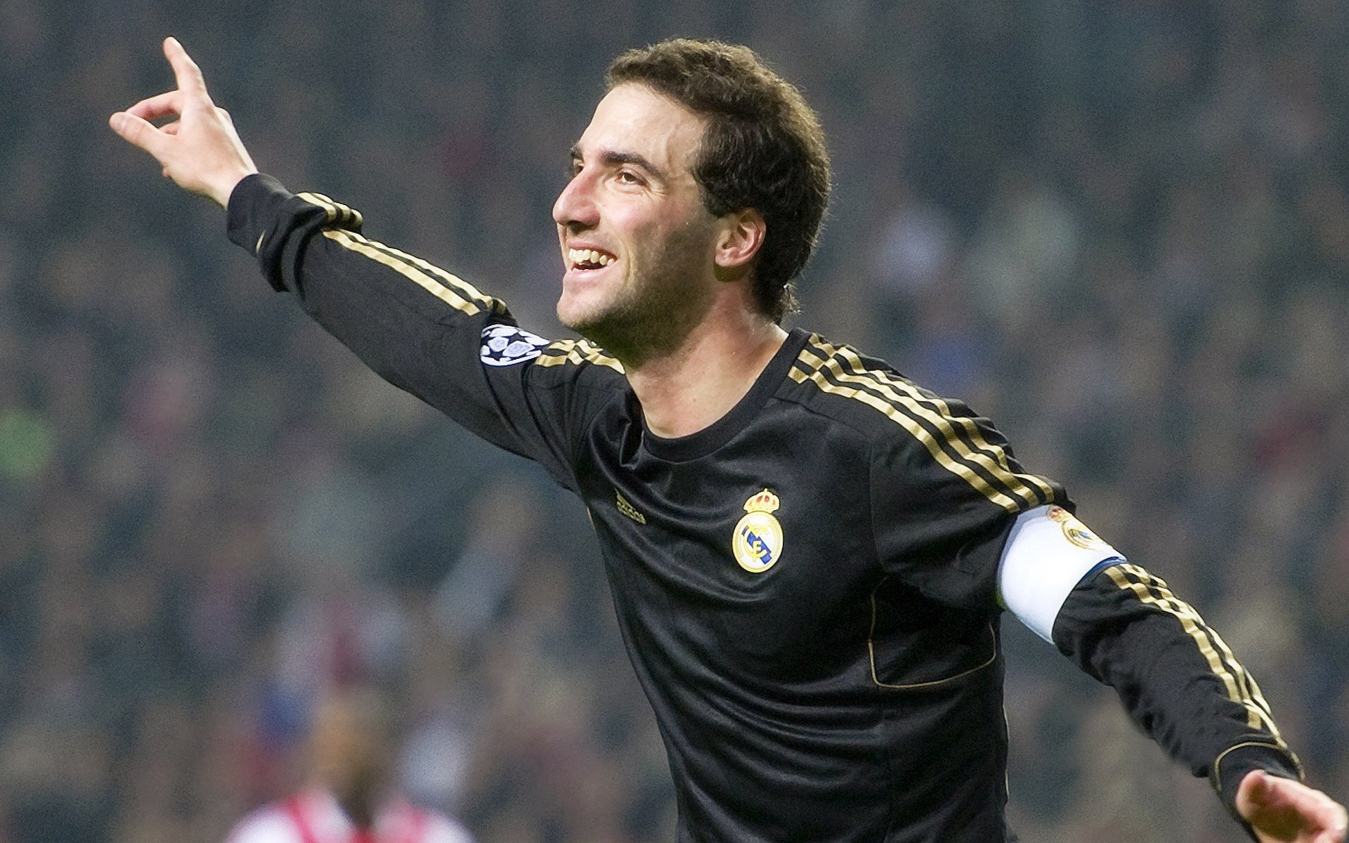 开云体育平台APP-加克波发挥堪称完美，勒沃库森加时取胜比利时，一场战术与意志的胜利